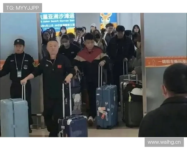 刷到马琳机场用餐那一幕，账单数字把我怀疑人生